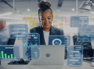 Laptop with Projection Technologies | © Atlantik Elektronik GmbH